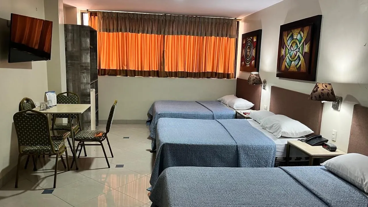 גוויאקיל Hotel Varadero Internacional